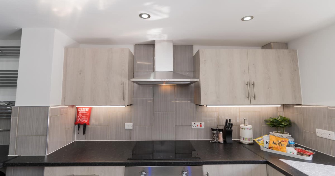 Coventry property detail