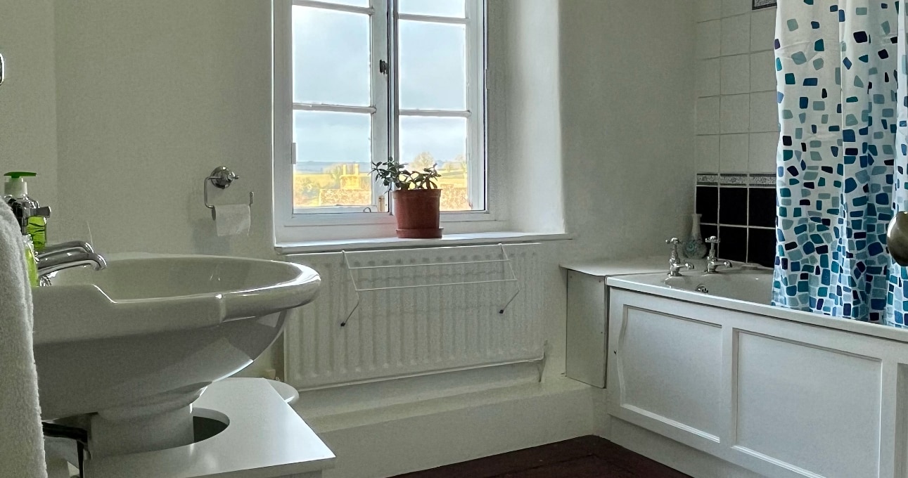 Bathroom in Cotswolds cottage Chipping Norton