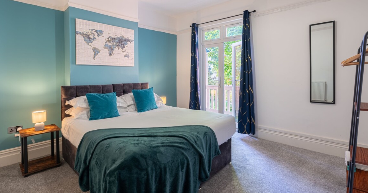 Bedroom 5 in Bloxham rental property