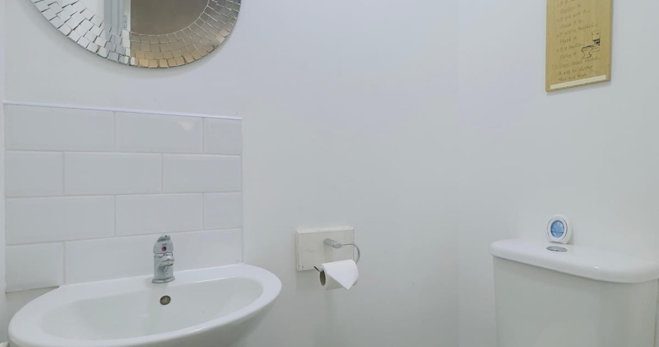 Coventry property detail